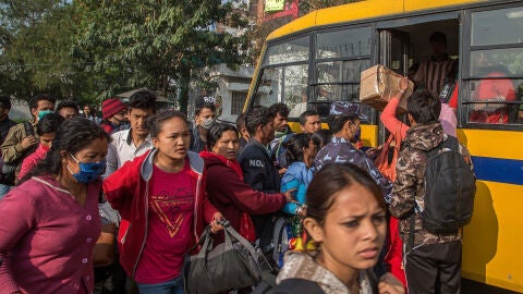 &Eacute;xodo en Katmand&uacute;