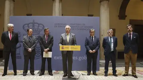 García Margallo analiza la situación de los españoles en Nepal. García Margallo analiza la situación de los españoles en Nepal.