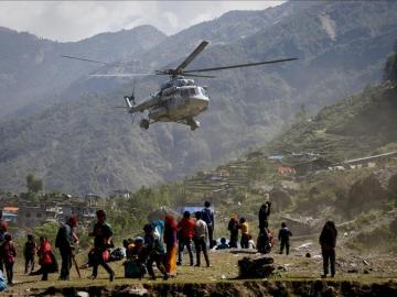 Un nepalí de 100 años rescatado con vida