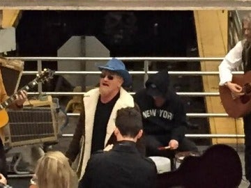 U2 en el Metro de Manhattan U2 en el Metro de Manhattan