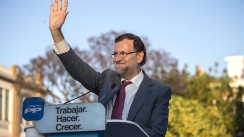 Mariano Rajoy en un m&iacute;tn