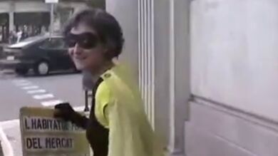 Ada Colau, de 'reventar' un acto vestida de 'Superheroína' a alcaldable de Barcelona