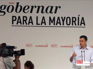 Pedro Sánchez en un mitin en Bilbao