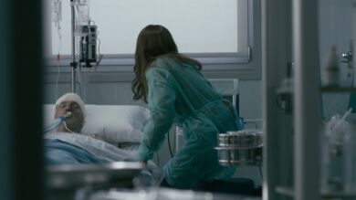 María visita a su padre en el hospital