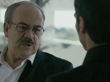 Enrique le pide a Álex que desaparezca Enrique le pide a Álex que desaparezca