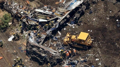 El FBI investiga si el tren que descarriló en Filadelfia sufrió antes un impacto