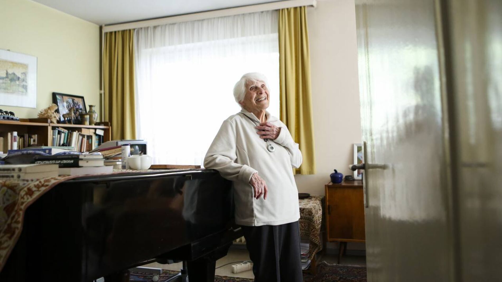 Ingeborg Rapoport, la mujer que ha presentado su tesis doctoral con 102 a&ntilde;os