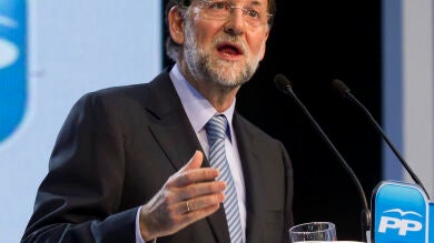 Rajoy se compromete a mantener las diputaciones mientras sea presidente