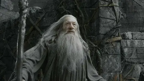 ¿Sabes cómo se llama el anillo élfico que lleva Gandalf? Eres un verdadero friki de El Señor de los Anillos ¿Sabes cómo se llama el anillo élfico que lleva Gandalf? Eres un verdadero friki de El Señor de los Anillos
