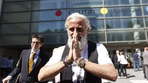 El exgerente de la empresa de la Diputación de Valencia Imelsa, Marcos Benavent, a su llegada a la Ciudad de la Justicia El exgerente de la empresa de la Diputación de Valencia Imelsa, Marcos Benavent, a su llegada a la Ciudad de la Justicia