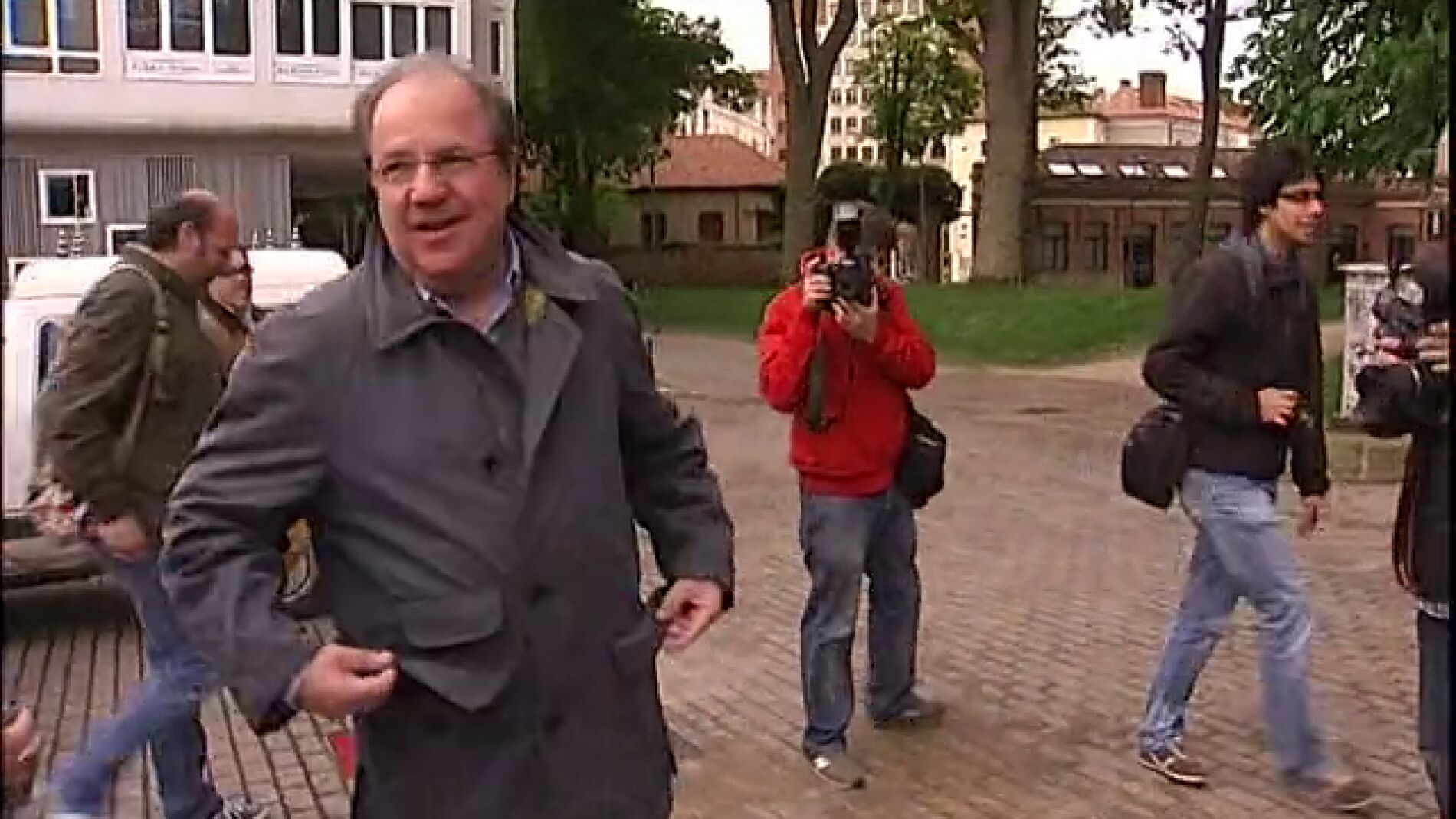 Rajoy exhibe que el PP es el más votado al pedir el PSOE que haga las maletas