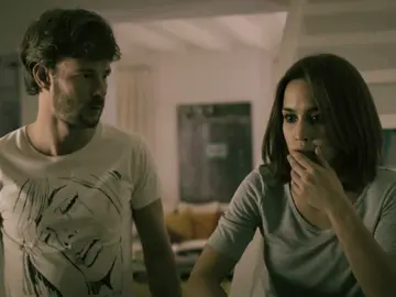 María a Pablo: "Mi hermana pequeña ha desaparecido" María a Pablo: "Mi hermana pequeña ha desaparecido"