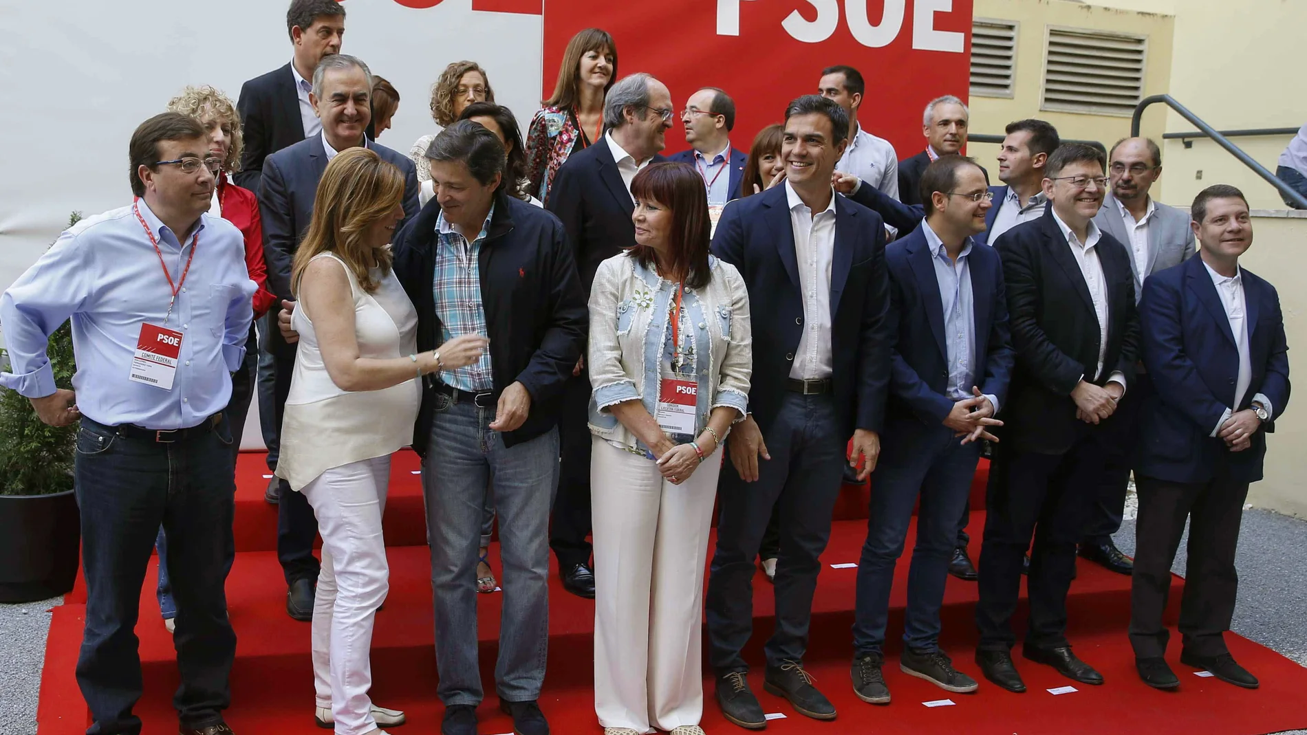 Los barones del PSOE piden pactos de "ida y vuelta"