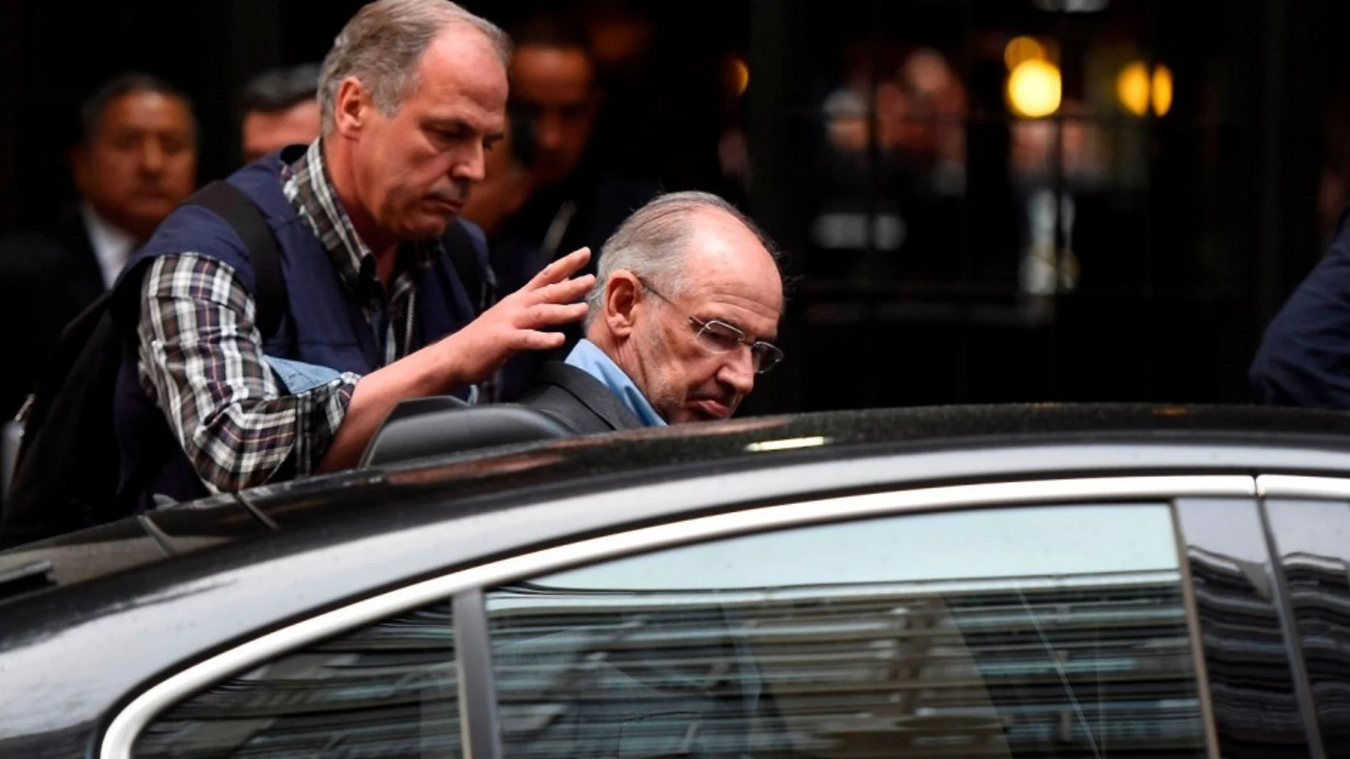 Rodrigo Rato tras ser detenido Rodrigo Rato tras ser detenido