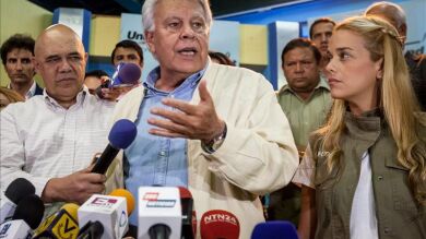 González deja Venezuela al no obtener permiso para ver a opositores presos