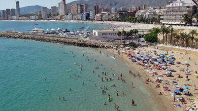 Dos de cada tres españoles eligen destinos nacionales para sus vacaciones este verano