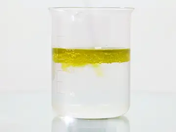 Agua y aceite Agua y aceite