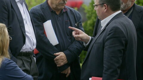 El PSOE gobernar&aacute; el Ayuntamiento de Oviedo con el apoyo de Somos y de IU