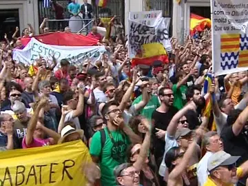 Partidarios de Guayem y PP en la investidura de Dolors Sabater Partidarios de Guayem y PP en la investidura de Dolors Sabater