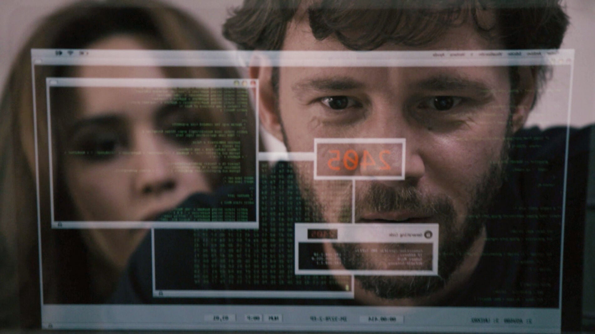 Pablo y Mar&iacute;a vigilan a Juan