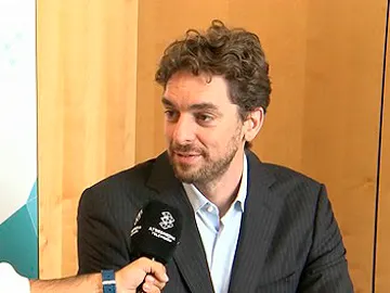 Entrevista de Pau Gasol en el SUMMIT 2015 Entrevista de Pau Gasol en el SUMMIT 2015