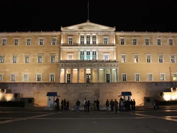 Fachada del parlamento griego. Fachada del parlamento griego.