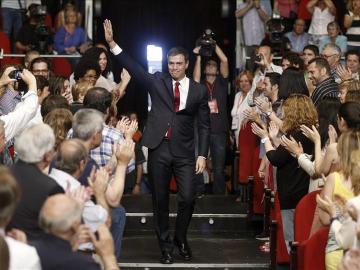 Sánchez promete liderar un "cambio seguro y valiente" que una a los españoles