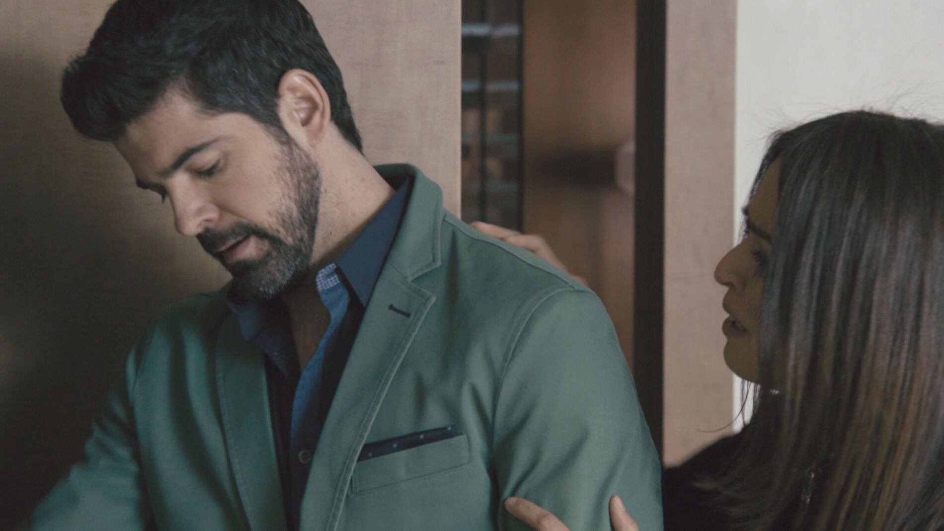 Bruno y Amparo discuten