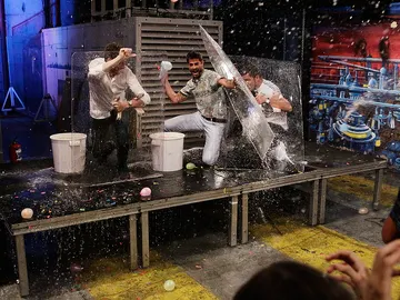 Guerra de globos a lo bestia Guerra de globos a lo bestia