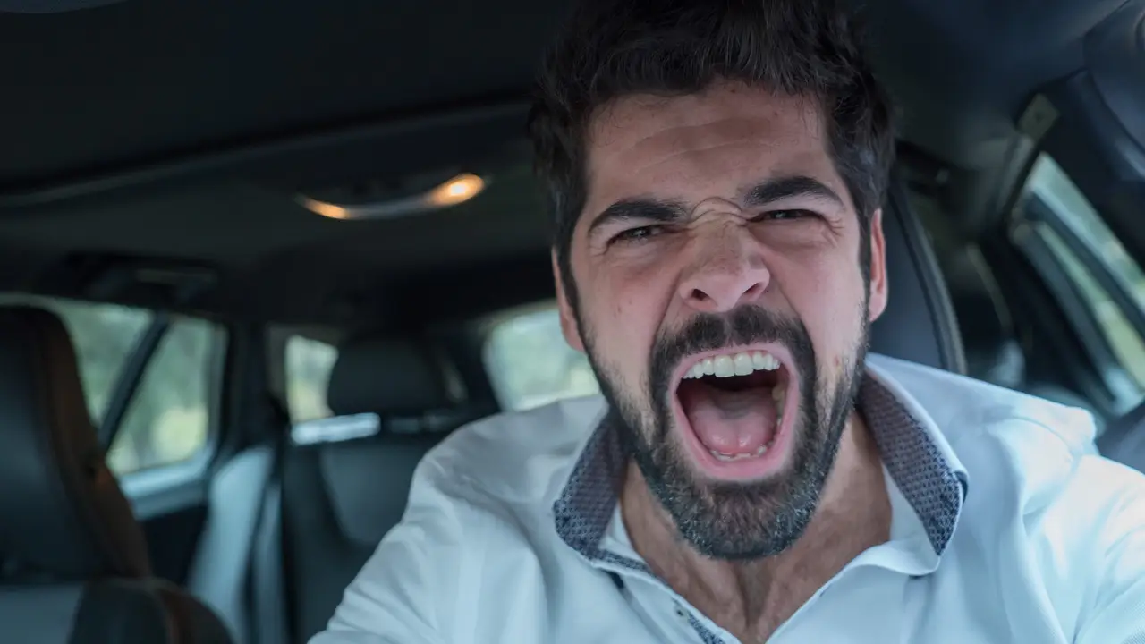 Bruno sufre un accidente de coche