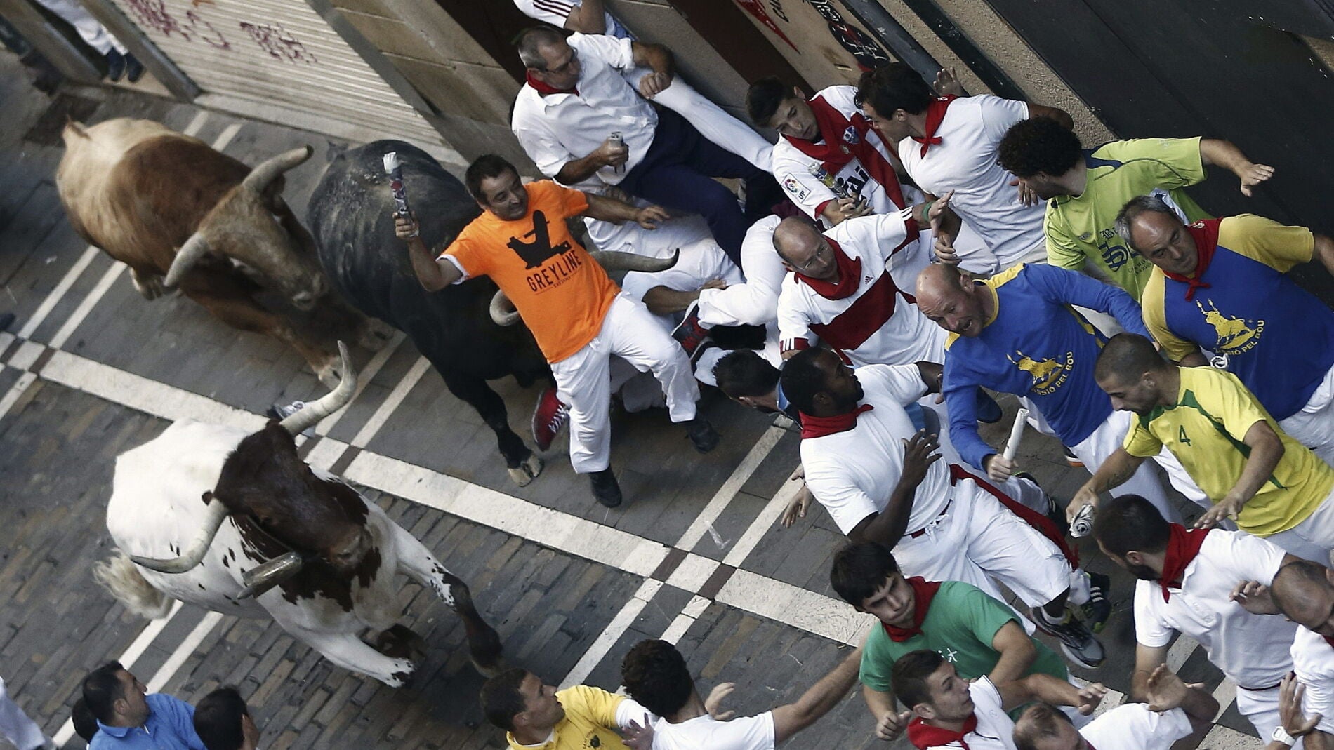El pen&uacute;ltimo encierro de los Sanfermines ha sido r&aacute;pido y con momentos de peligro 