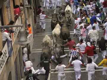 El octavo encierro de los Sanfermines ha sido el más rápido de este año El octavo encierro de los Sanfermines ha sido el más rápido de este año