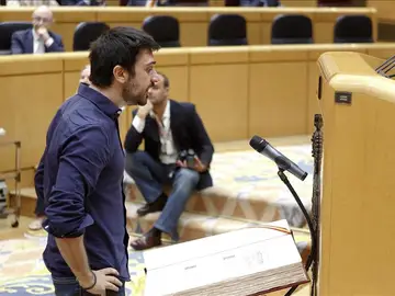 El senador Ramón Espinar toma posesión del escaño El senador Ramón Espinar toma posesión del escaño