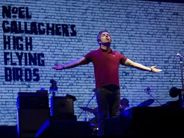 Noel Gallagher conquistó al público con temas de su antigua banda Oasis Noel Gallagher conquistó al público con temas de su antigua banda Oasis