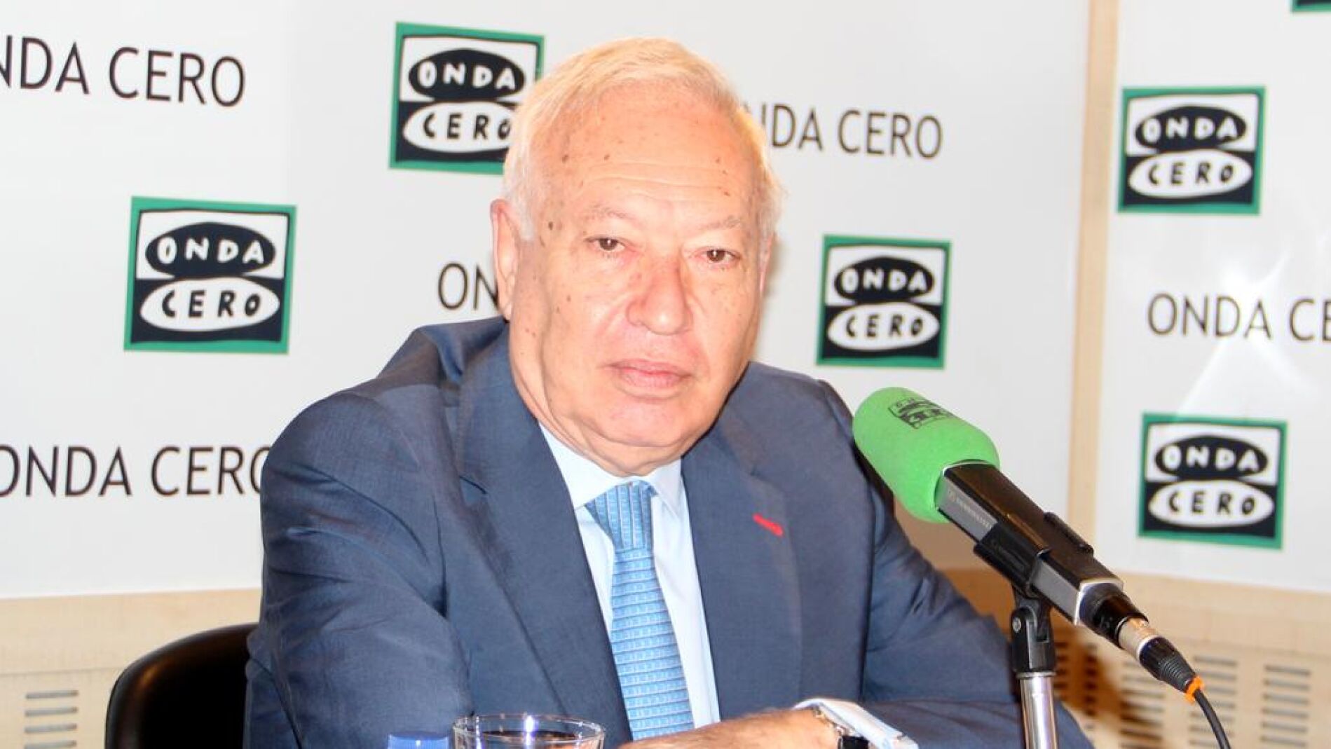 El Ministro de Exteriores, Jos&eacute; Manuel Garc&iacute;a Margallo, en una entrevista en Onda Cero