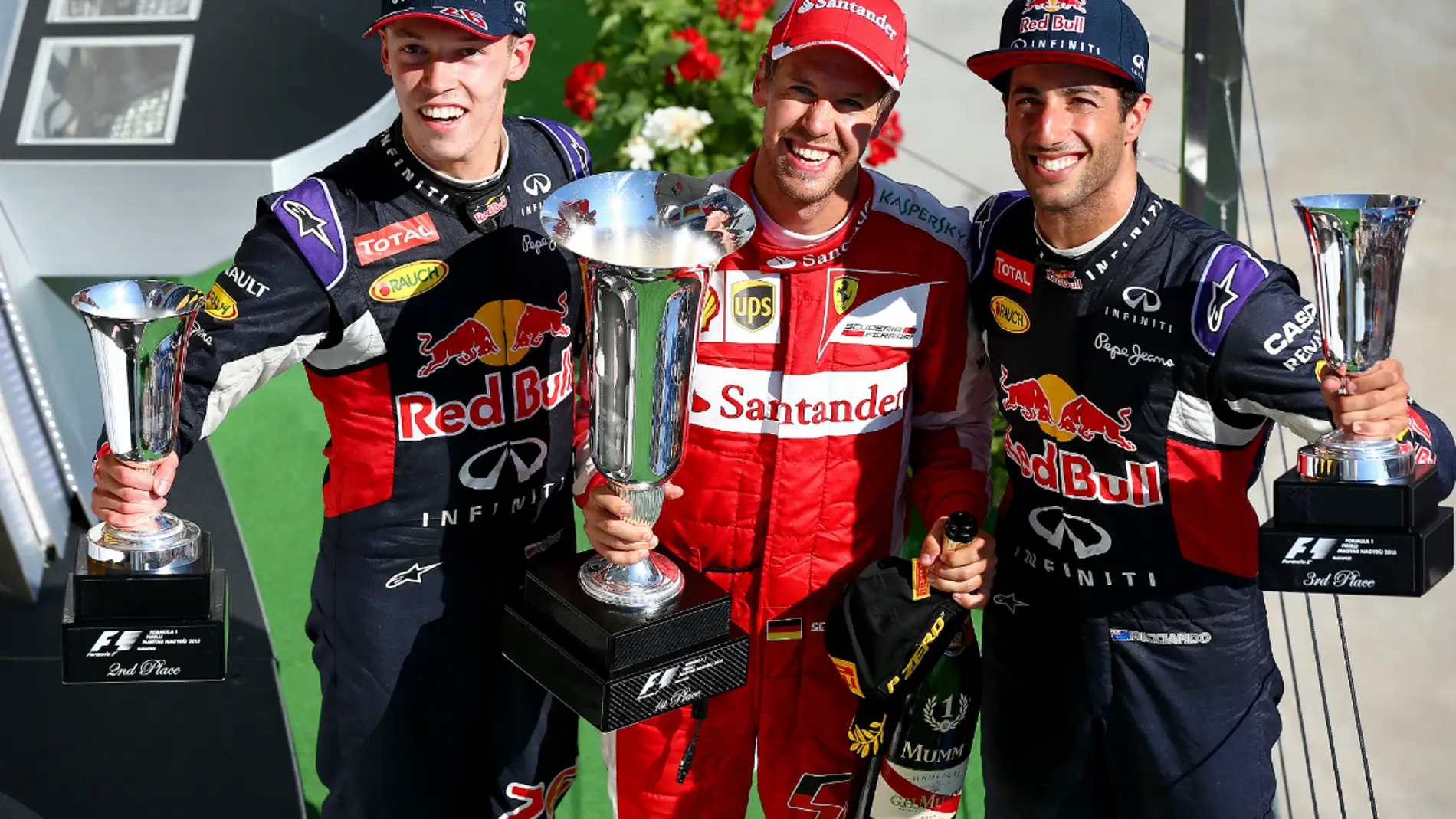 Kvyat, Vettel y Ricciardo, el podio de Hungría