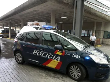 Coche de la Policía Nacional Coche de la Policía Nacional