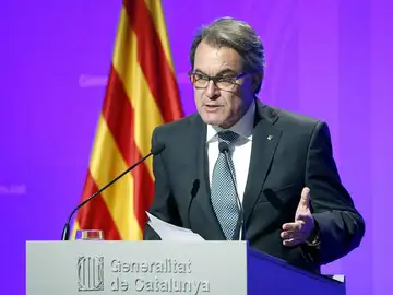 Artur Mas durante una conferencia de prensa Artur Mas durante una conferencia de prensa