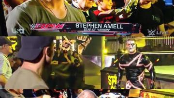 Stardust se encara con Stephen Amell, 'Arrow'
