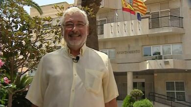 El alcalde de Torrevieja, entre los políticos españoles que trabajan gratis
