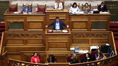 Sindicatos griegos convocan una huelga general contra las medidas del rescate europeo