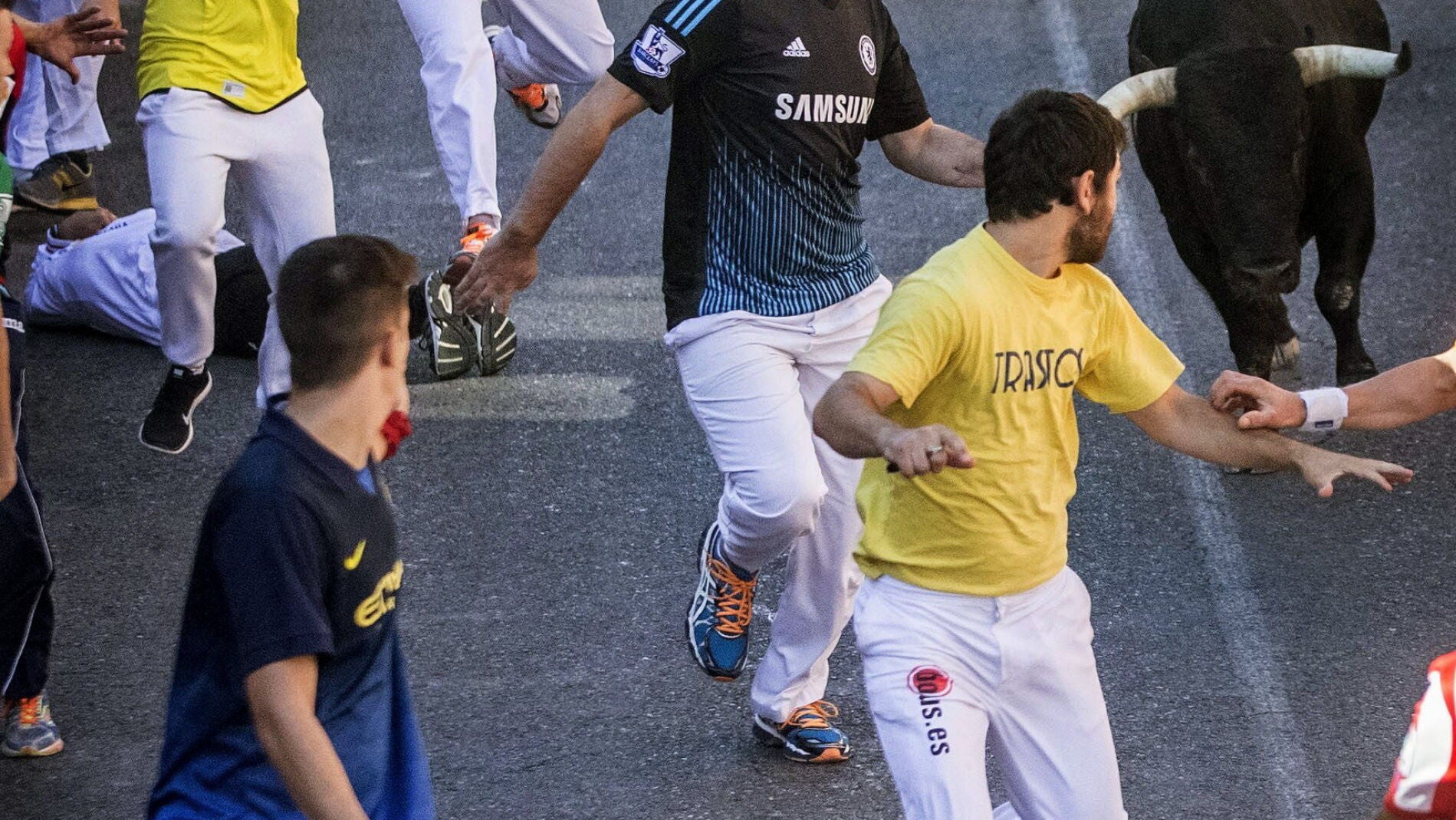 Los toros de Albarr&aacute;n fueron muy r&aacute;pidos en el primer encierro de Sanse 2015