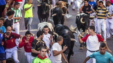Carrera limpia de los novillos de 'El Cotillo' en el segundo encierro de 'Sanse'