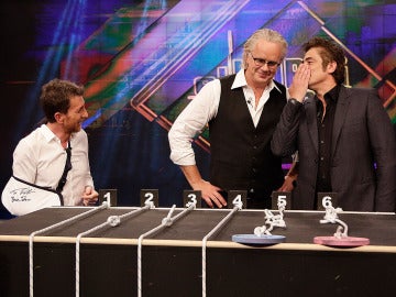 Benicio del Toro y Tim Robbins en El Hormiguero 3.0