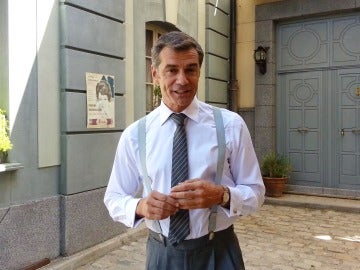 Toni Cantó es el Dr. Eugenio Martos en 'Amar es para siempre'