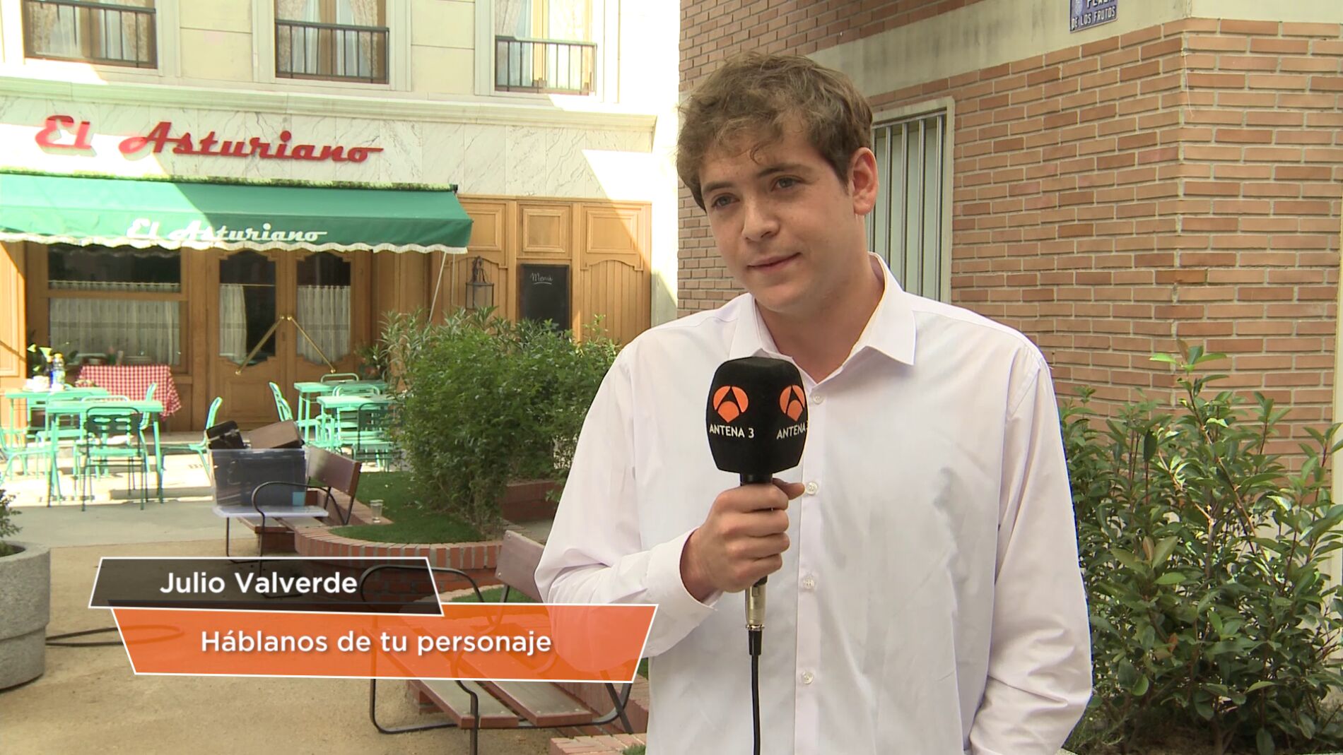 Junio Valverde es Guillermo Perona en 'Amar es para siempre'