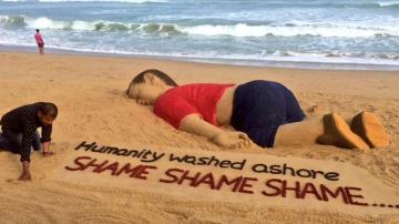 Homenaje del artista Sudarsan Pattnaik a Aylan Kurdi