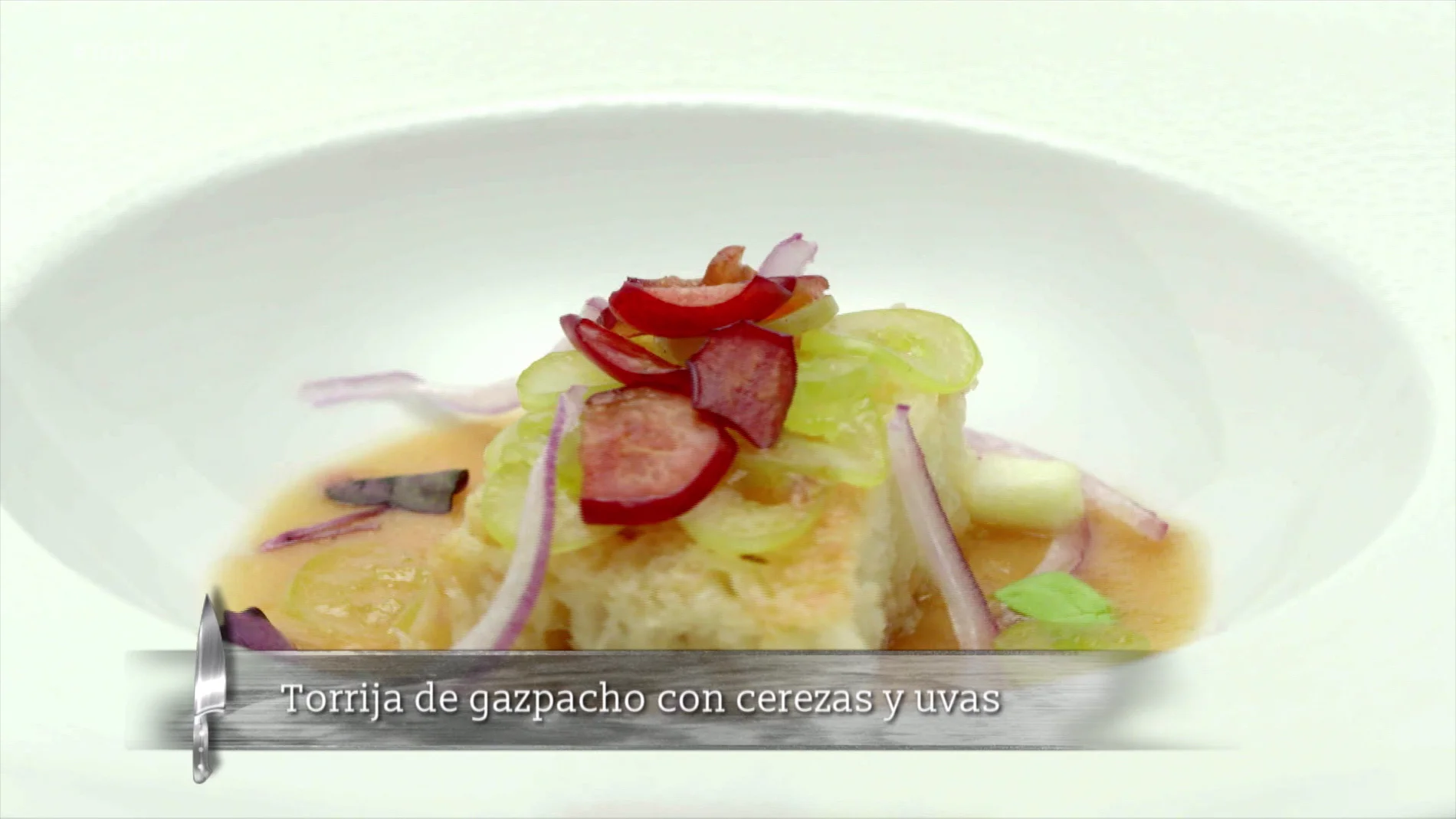 TORRIJA DE GAZPACHO CON CEREZA