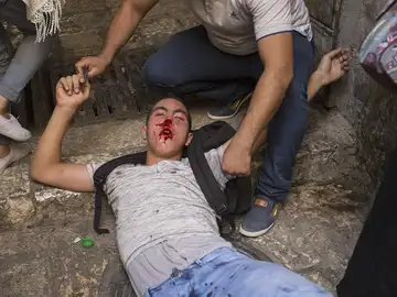 Decenas de palestinos han resultado heridos en los disturbios Decenas de palestinos han resultado heridos en los disturbios