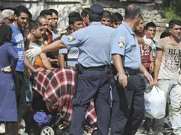 Tensión en la frontera con Hungría Tensión en la frontera con Hungría